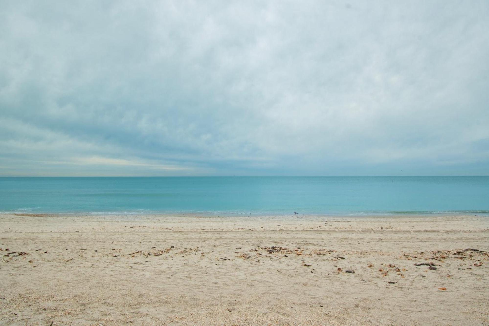 Funshine Sunset Beach سانت بيتي بيتش المظهر الخارجي الصورة